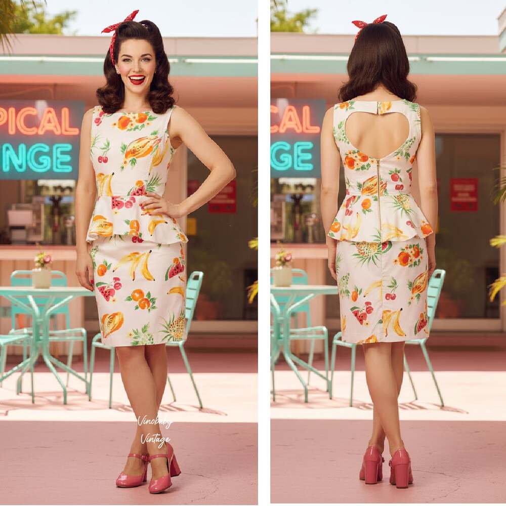 Betsey Johnson Y2K Vintage Fruit Print Heart Cutout Peplum Dress Size 4 Retro